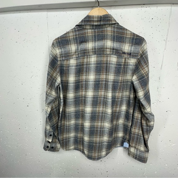 Lot of 3 Marmot Men’s Size Small & Medium Button Down Long & Short Sleeve Shirts - Picture 13 of 16